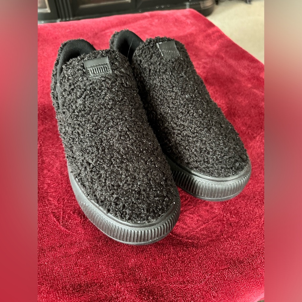 PUMA Women's Black Sherpa Slip-On Sneakers